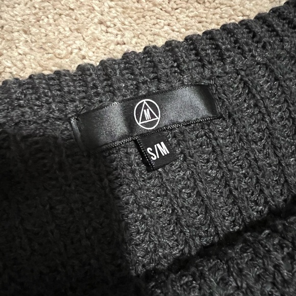 MISSGUIDED Off Shoulder Knit Dress - Picture 3 of 4